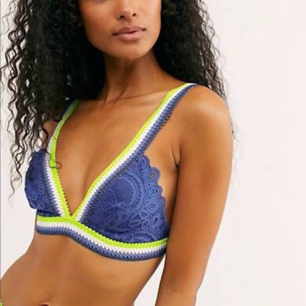 FREE PEOPLE INTIMATELY NWT LACE BRALETTE SZ SM